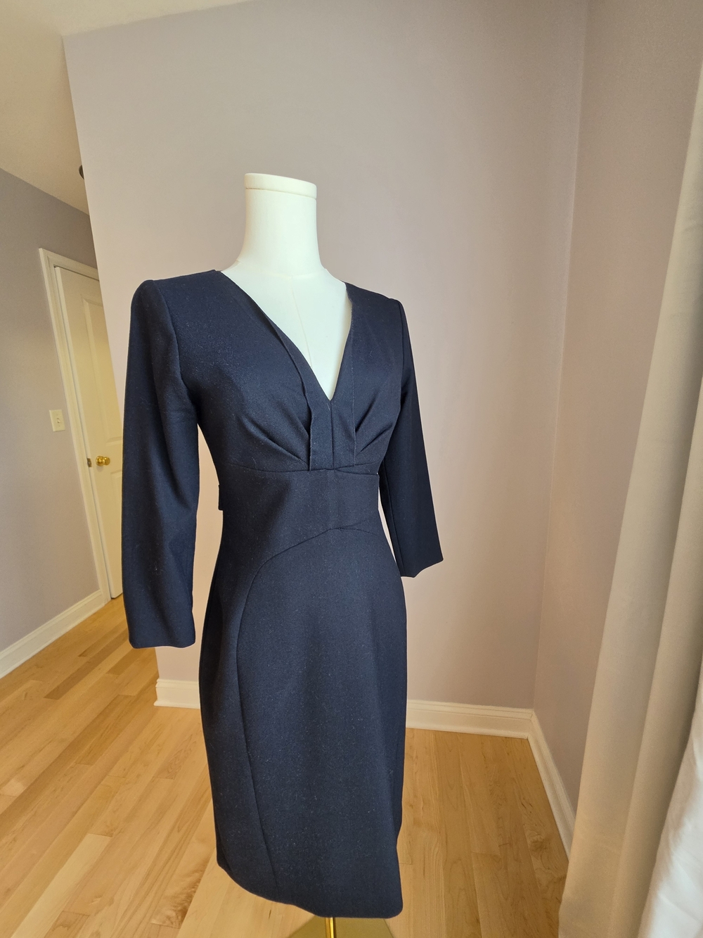Elie Tahari Navy V-Neck Sheath Dress